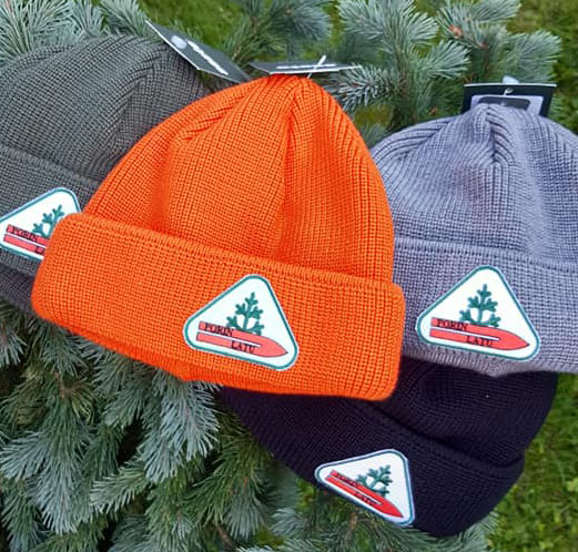 Pipovärejä, kuvassa oranssi, harmaa ja musta